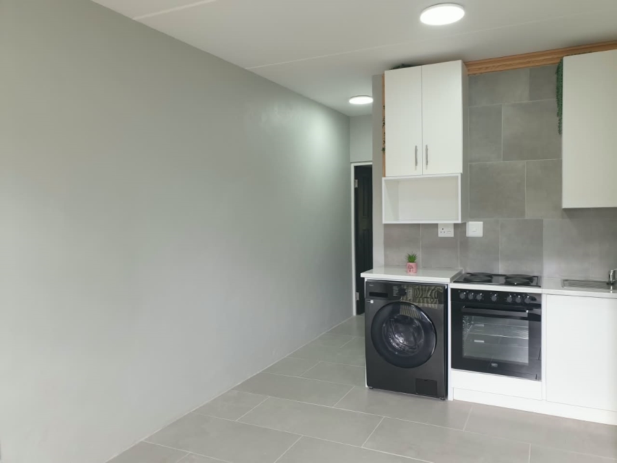 To Let 1 Bedroom Property for Rent in Diep River Western Cape